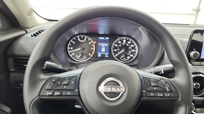 2025 Nissan Sentra S photo 9