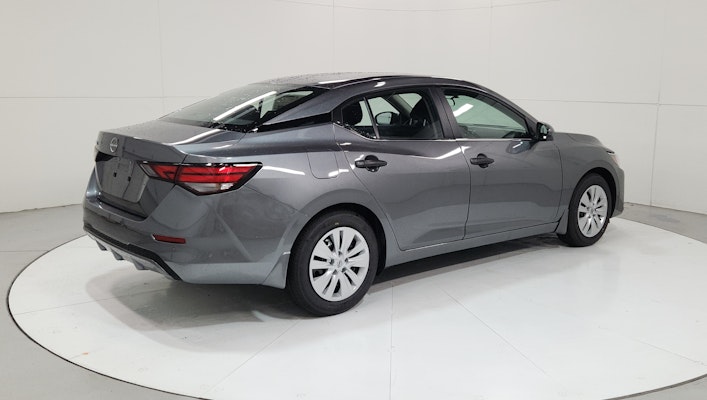 2025 Nissan Sentra S photo 3