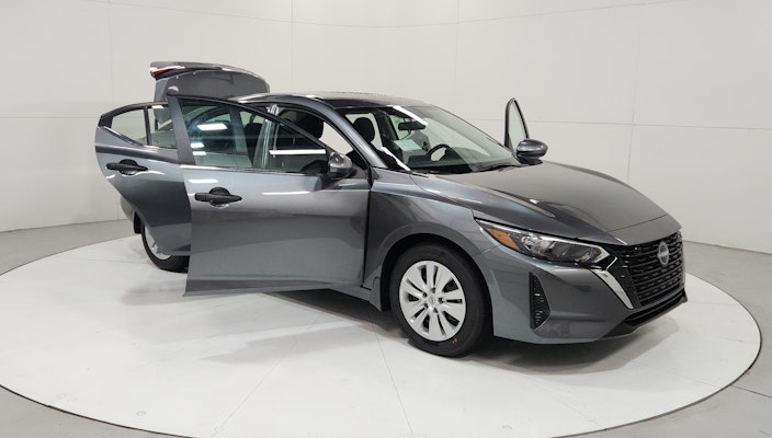 2025 Nissan Sentra S photo 4