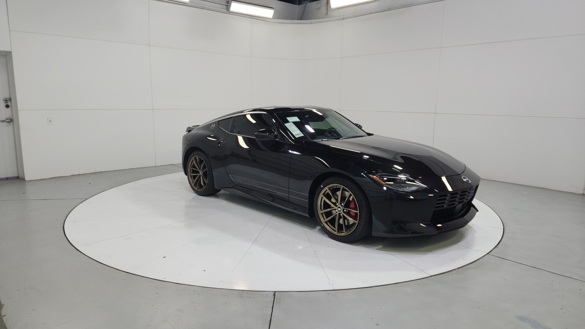 JN1BZ4BH8TM500335-NA.